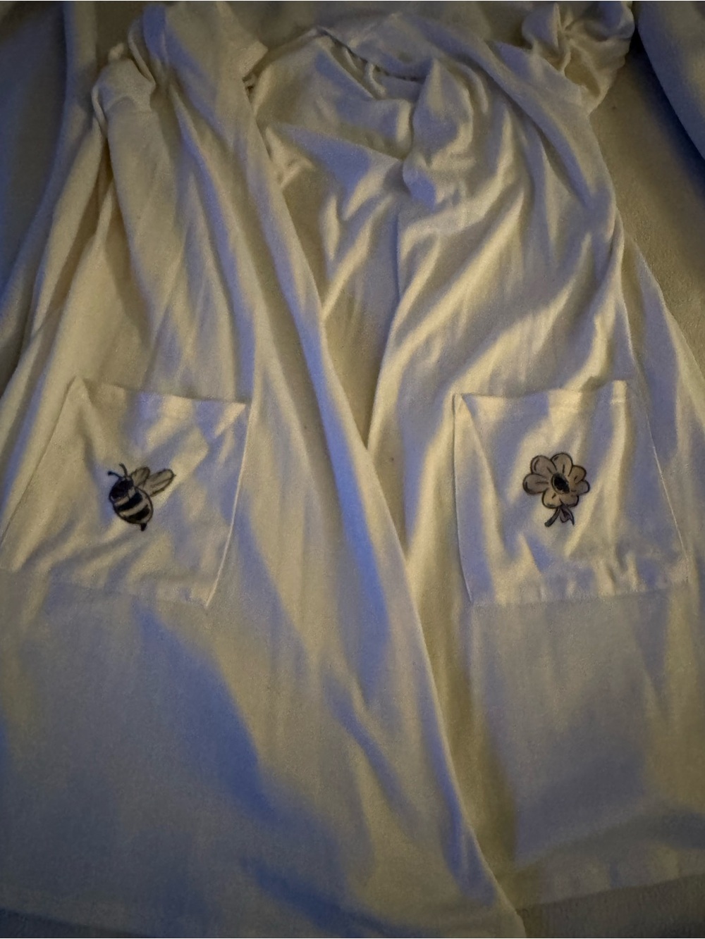 LuLaRoe Cream Cardigan with Bee and Flower Pocket Details